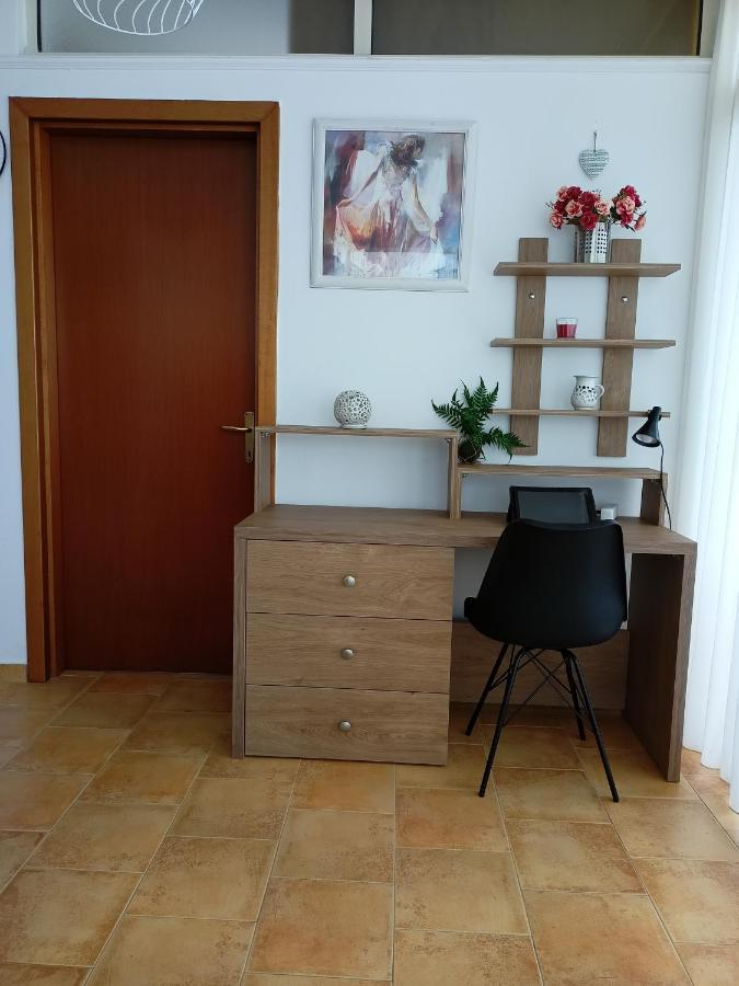 Apartman Dagmar Durrës Extérieur photo