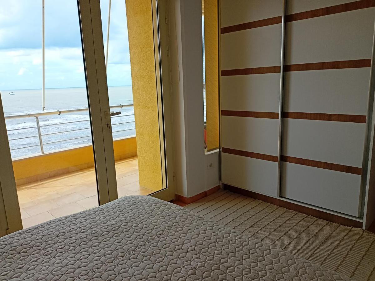 Apartman Dagmar Durrës Extérieur photo